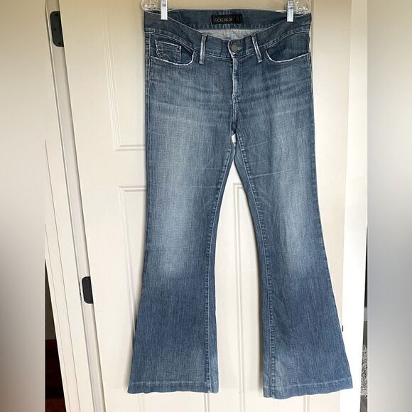 Goldsign Sylvie vintage style flared jeans, Size 30.  Very flattering. - Picture 1 of 5